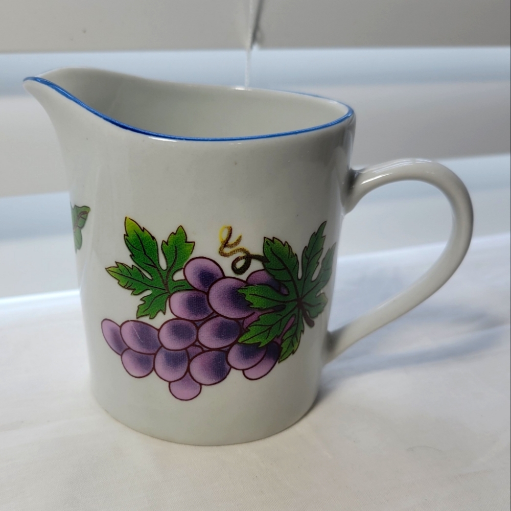 TABLETOPS UNLIMITED STONEWARE ESSENCE